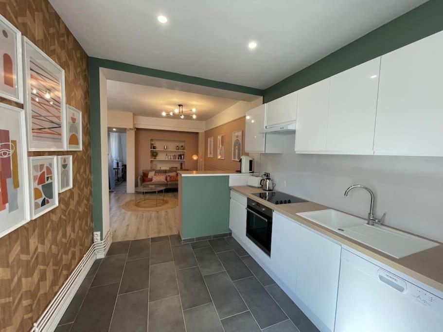 Appartement Spacieux A Deux Pas Du Centre 랭스 외부 사진