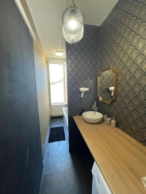 Appartement Spacieux A Deux Pas Du Centre 랭스 외부 사진